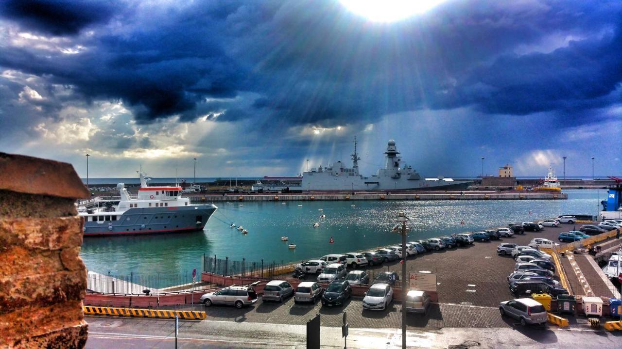 Scirocco Rooms Civitavecchia Exterior photo